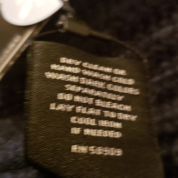 Scarf - Picture 9 of 9